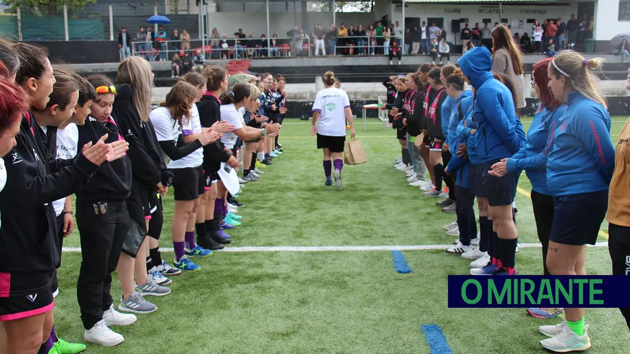 Liga de futebol de rua feminino foi exemplo de companheirismo, união e boa-disposição