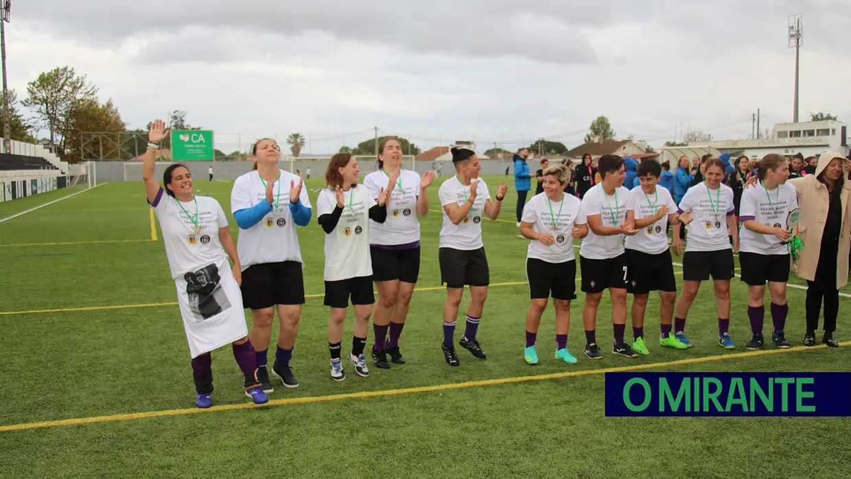 Liga de futebol de rua feminino foi exemplo de companheirismo, união e boa-disposição