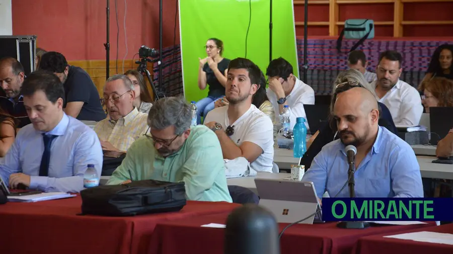 Dúvidas sobre o estado das vacinas no CRO de VFX motiva queixa na DGAV Dúvidas sobre o estado das vacinas no CRO de VFX motiva queixa na DGAV