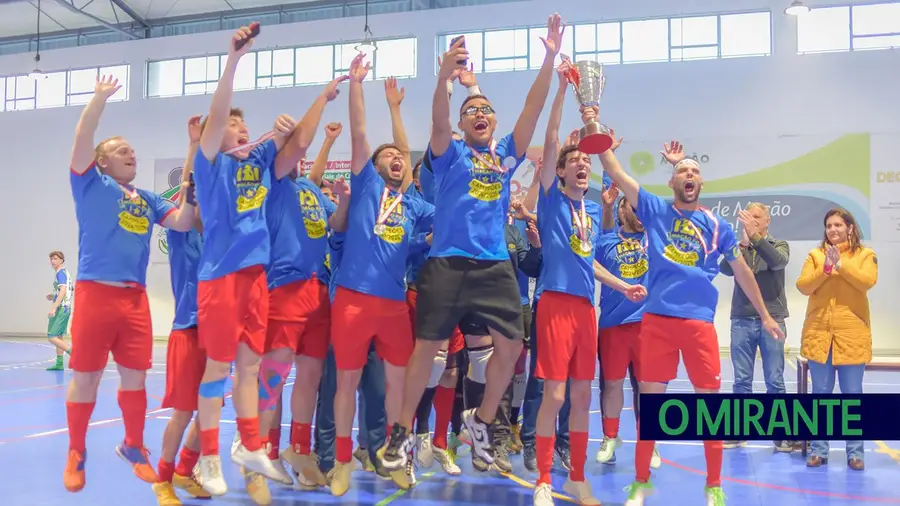 Mação FC conquista título de campeão distrital de futsal de Santarém Mação FC conquista título de campeão distrital de futsal de Santarém