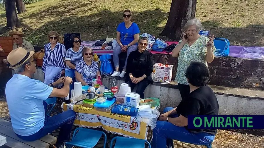 Segunda-feira de Sestas em convívio animado no Senhor do Bonfim na Chamusca Segunda-feira de Sestas em convívio animado no Senhor do Bonfim na Chamusca