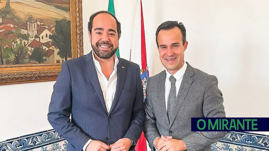 João Leite reuniu com direcção do Banco Português de Fomento João Leite reuniu com direcção do Banco Português de Fomento