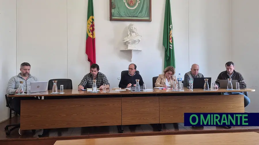 Câmara de Coruche confronta Governo por fecho do SAC Câmara de Coruche confronta Governo por fecho do SAC
