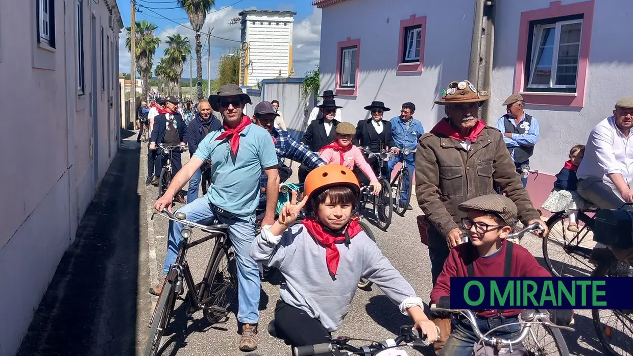 Encontro de bicicletas na Chamusca reuniu pessoas de todo o país