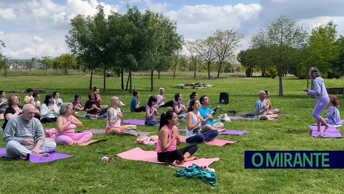 Póvoa de Santa Iria teve yoga ao ar livre numa manhã de domingo