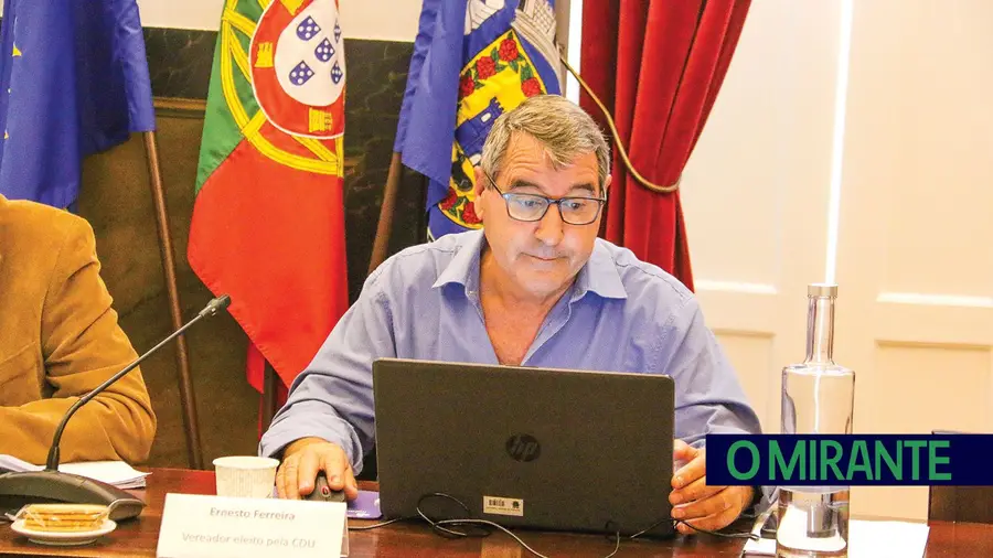 A meter água A meter água