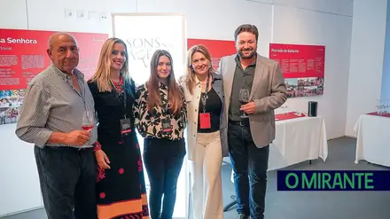 Adega Casal Martins trouxe danças e músicas romenas aos Sons na Adega em Tomar