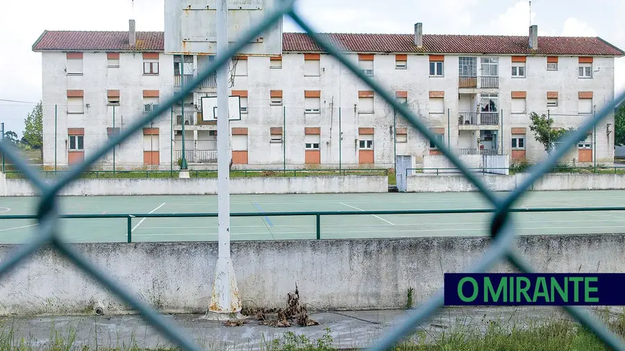Reabilitação de bairros abandonados em Alcoentre sem financiamento Reabilitação de bairros abandonados em Alcoentre sem financiamento