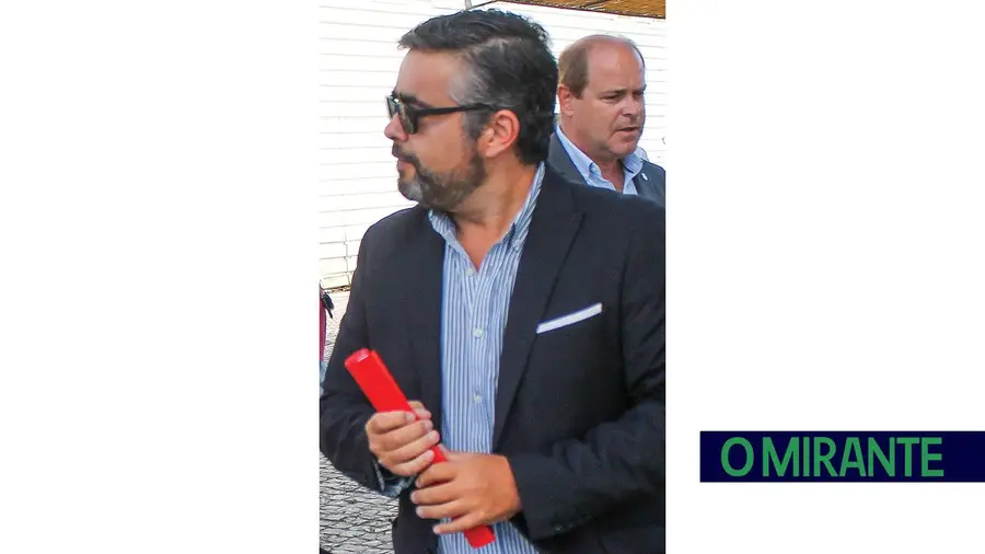 Agitação política em Rio Maior com demissão do chefe de gabinete do presidente