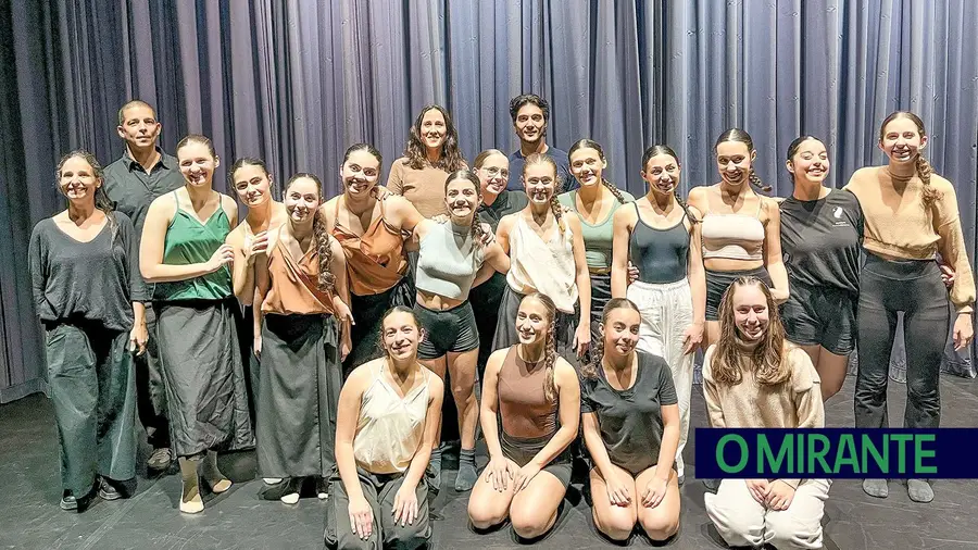 Euterpe Alhandrense levou dança contemporânea a Benavente Euterpe Alhandrense levou dança contemporânea a Benavente