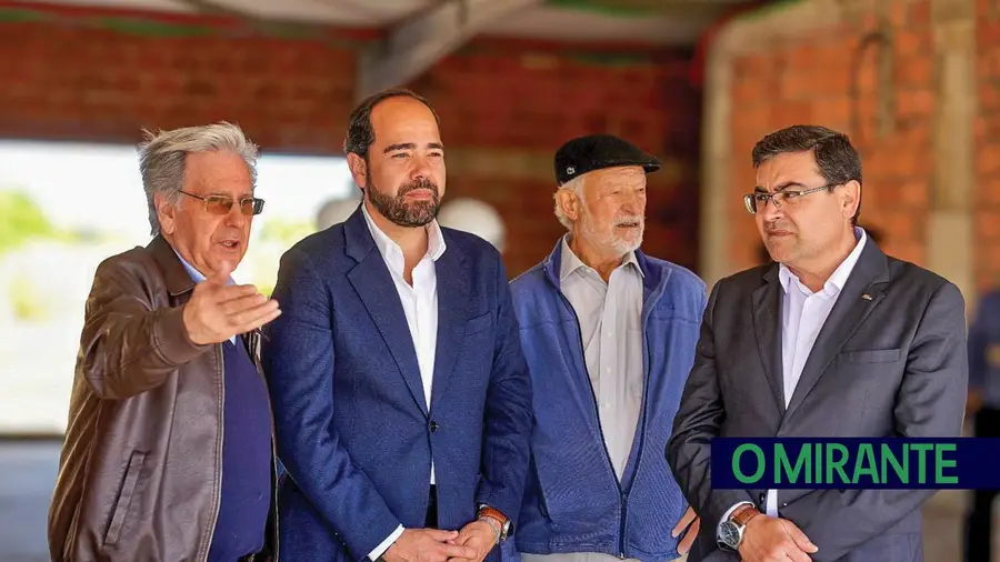 Recomeçou a construção do complexo social da Casa dos Beirões no Ribatejo Recomeçou a construção do complexo social da Casa dos Beirões no Ribatejo
