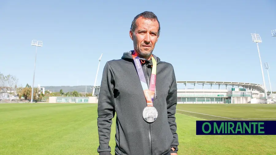 João Vieira bate recorde nacional dos 35 km marcha aos 49 anos