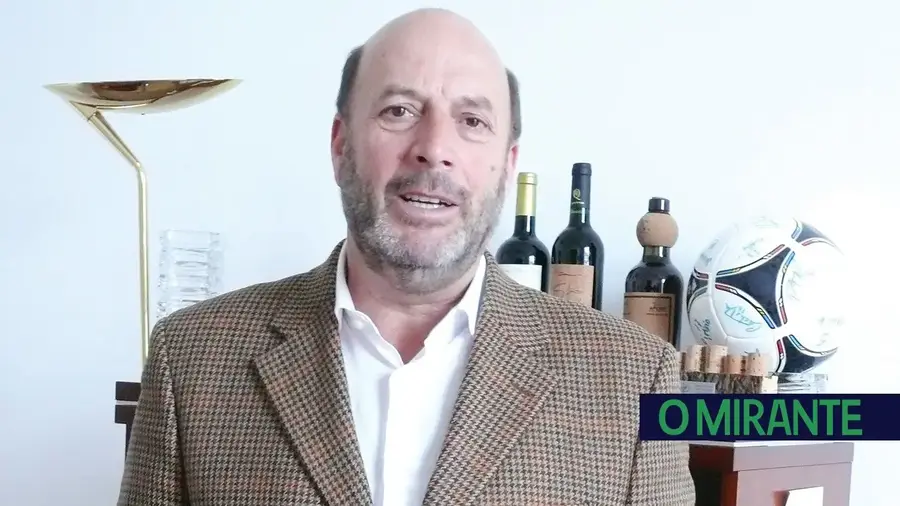 Dionísio Mendes regressa à política como candidato independente à Câmara de Coruche Dionísio Mendes regressa à política como candidato independente à Câmara de Coruche