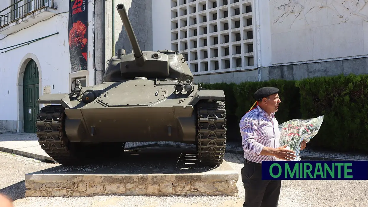 Militares de Cavalaria dos anos 80 reencontram-se na EPC de Santarém