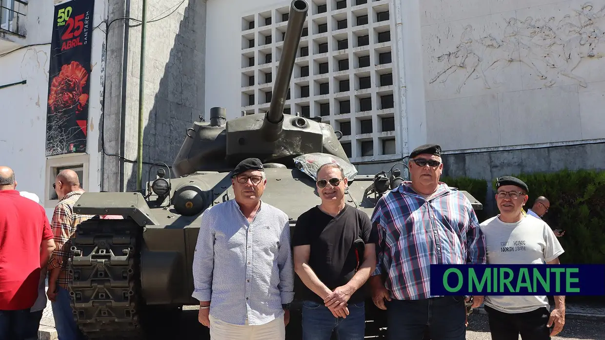 Militares de Cavalaria dos anos 80 reencontram-se na EPC de Santarém