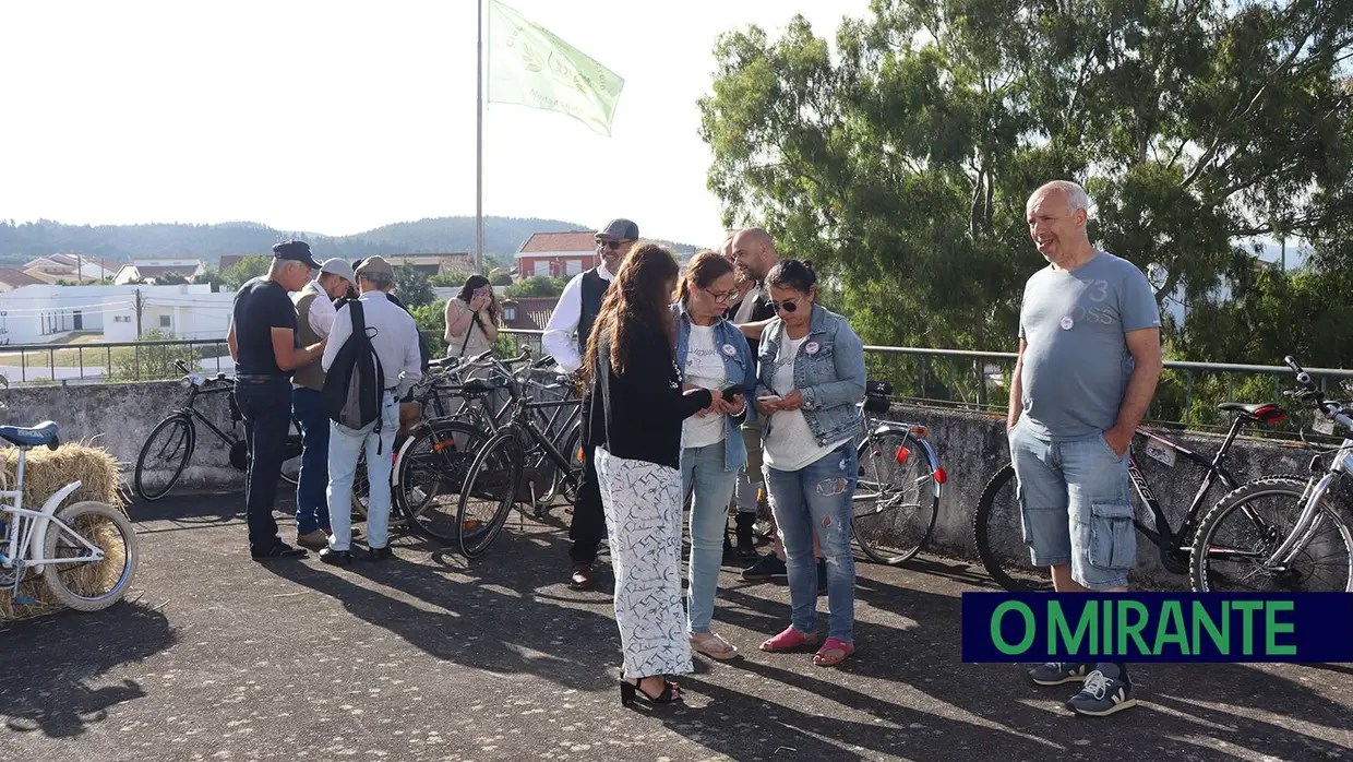 Passeio de Bicicletas Antigas na Moita do Norte com mais de 70 participantes