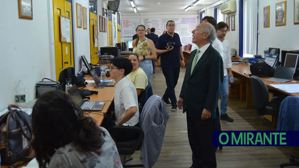 Marques Mendes visita Santarém e conhece redacção de O MIRANTE