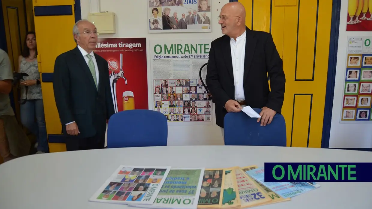 Marques Mendes visita Santarém e conhece redacção de O MIRANTE