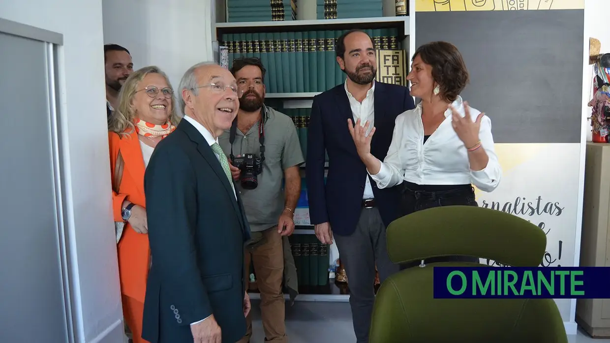 Marques Mendes visita Santarém e conhece redacção de O MIRANTE