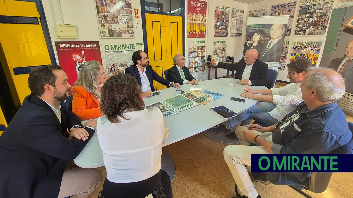 Marques Mendes visita Santarém e conhece redacção de O MIRANTE
