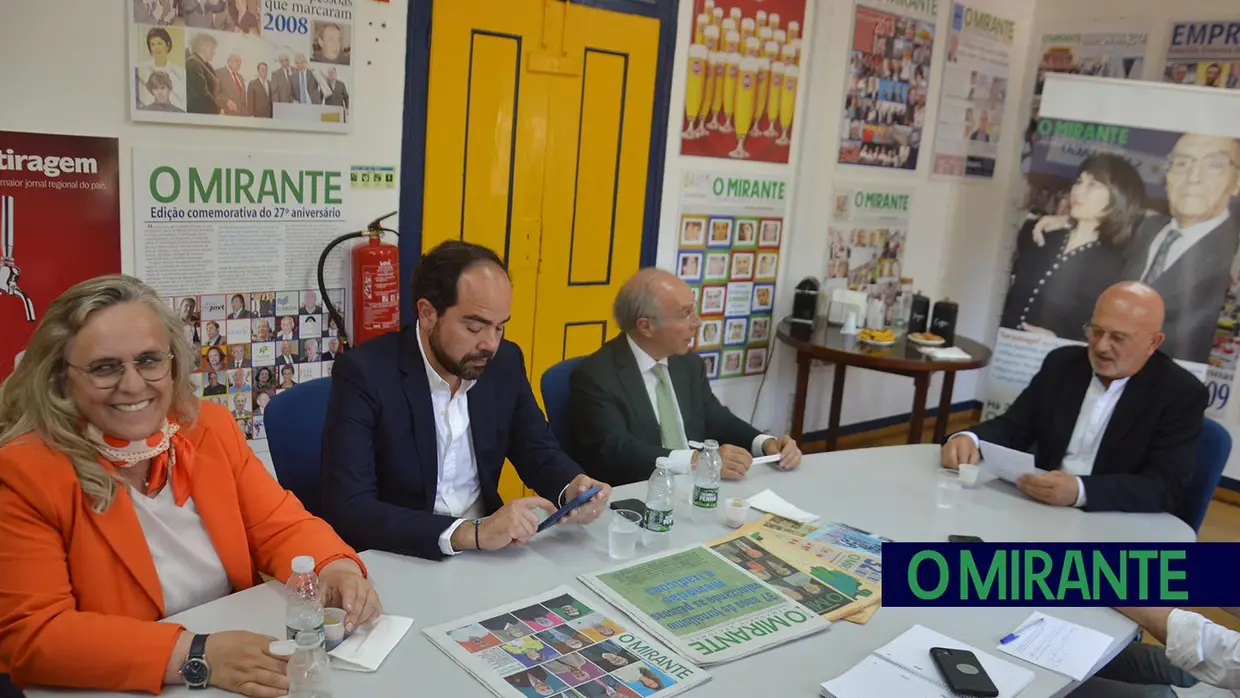 Visita de Marques Mendes à redacção de O MIRANTE