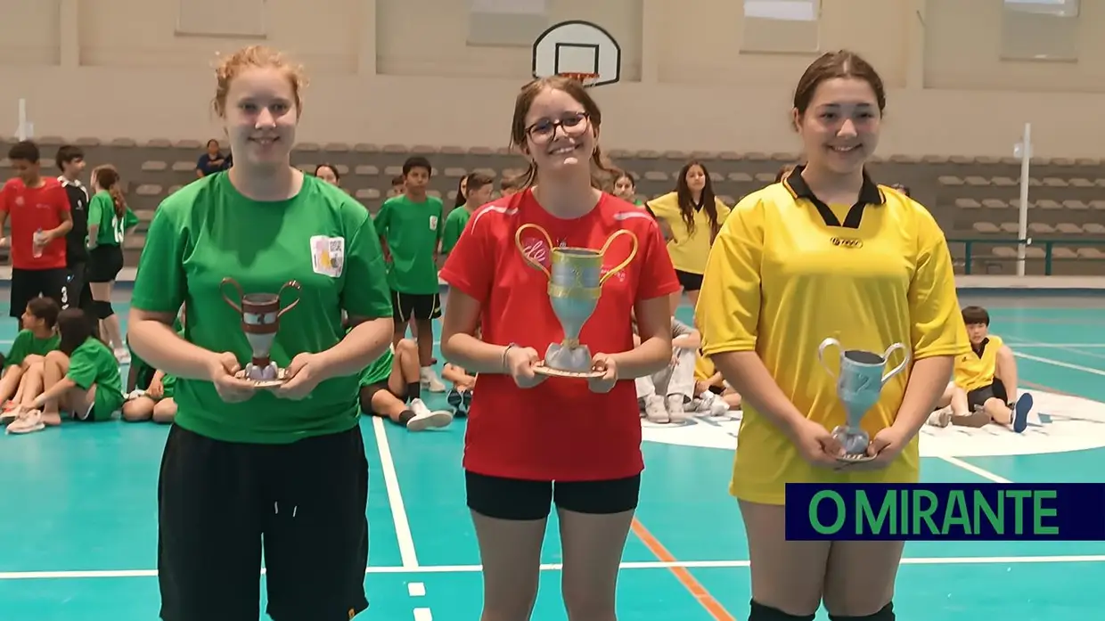 Agrupamento de Escolas Templários de Tomar alcança pódio em Voleibol do Desposto Escolar