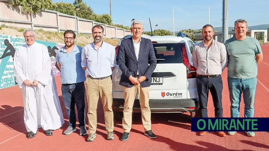 Grupo de Atletismo de Fátima tem nova viatura com apoio municipal Grupo de Atletismo de Fátima tem nova viatura com apoio municipal