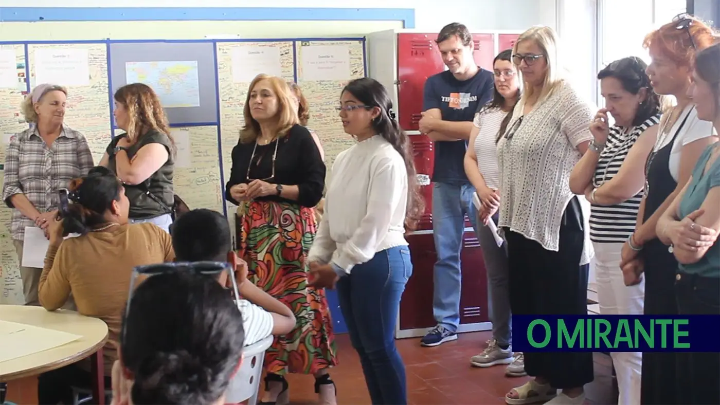 Lanche multicultural junta famílias na escola Alexandre Herculano