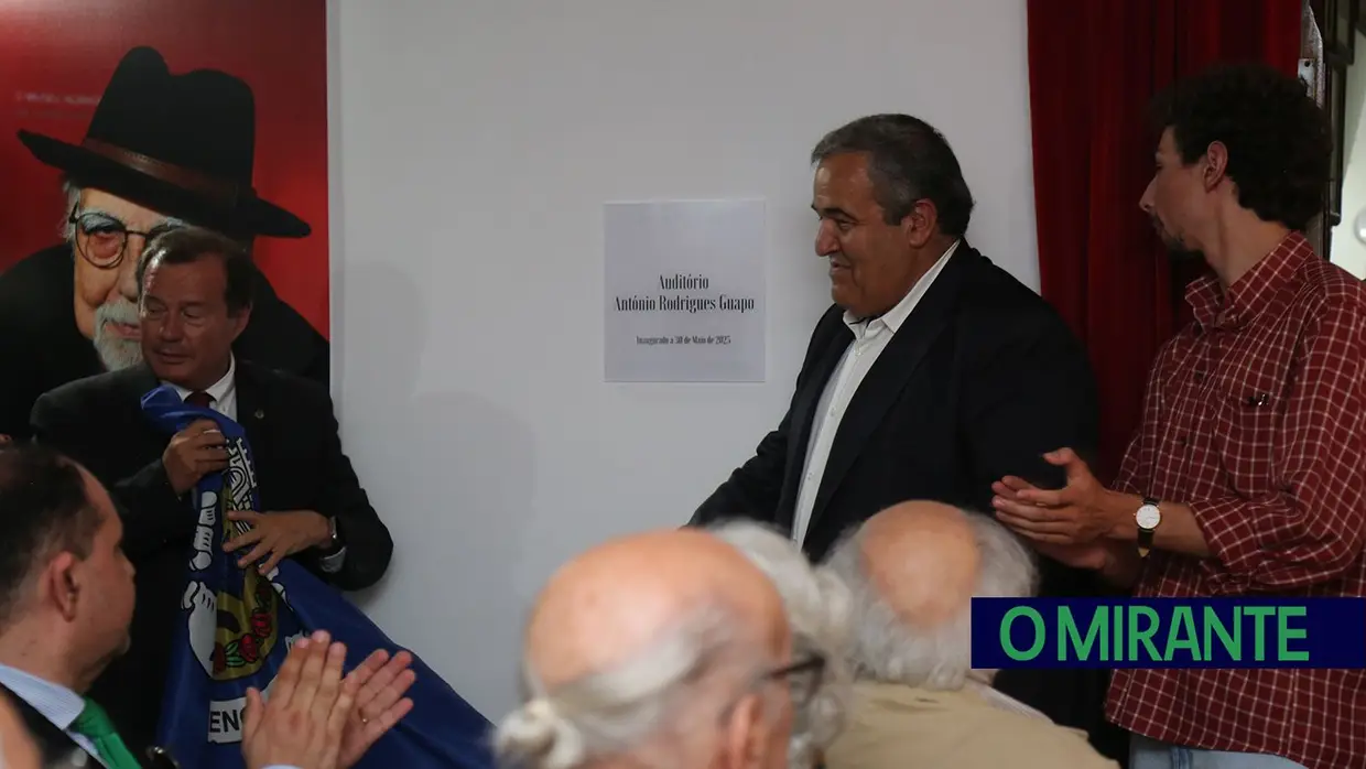 Homenagem a Palmira Bastos junta população e família em Aldeia Gavinha