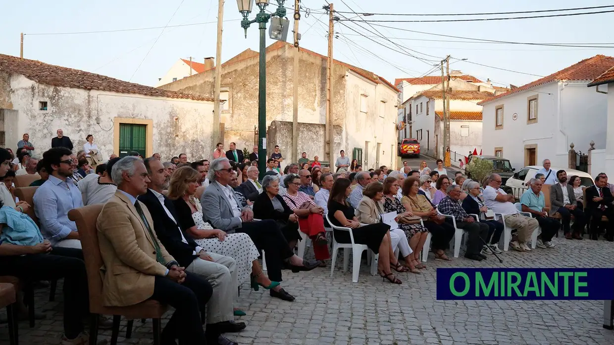 Homenagem a Palmira Bastos junta população e família em Aldeia Gavinha