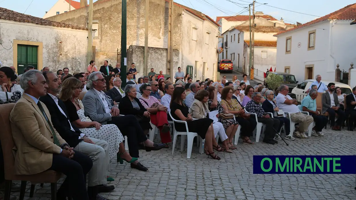 Homenagem a Palmira Bastos junta população e família em Aldeia Gavinha