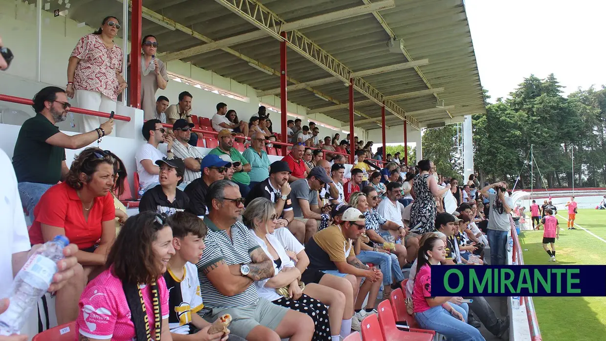 Ferreira do Zêzere conquista Taça do Ribatejo e faz a dobradinha no futebol distrital