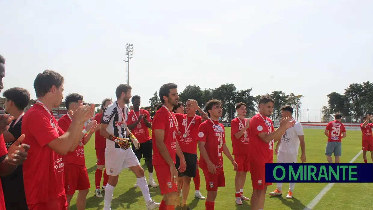 Ferreira do Zêzere conquista Taça do Ribatejo e faz a dobradinha no futebol distrital