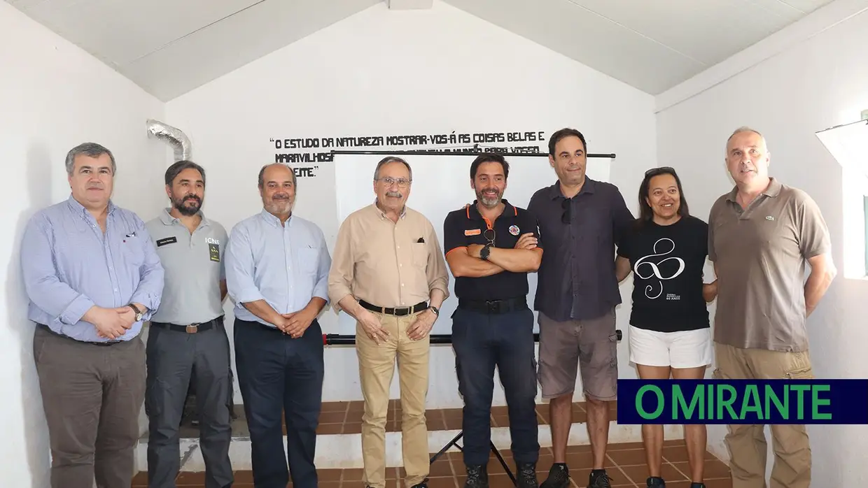 Torres Novas lança projecto pioneiro para reflorestar Serra de Aire