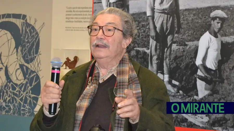 Morreu Eduardo Gageiro, o fotojornalista que documentou a realidade do país Morreu Eduardo Gageiro, o fotojornalista que documentou a realidade do país