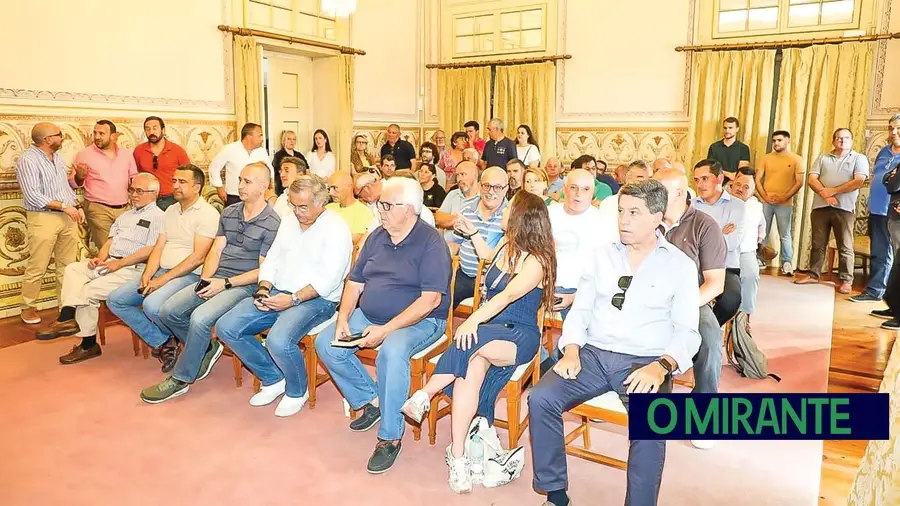 Apoio municipal de 620 mil euros para clubes desportivos do concelho de Santarém Apoio municipal de 620 mil euros para clubes desportivos do concelho de Santarém