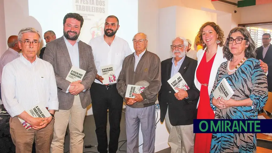 Festa dos Tabuleiros tem impacto directo de milhões na economia local de Tomar Festa dos Tabuleiros tem impacto directo de milhões na economia local de Tomar