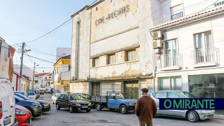 Futuro do antigo cinema de Aveiras de Cima continua por definir Futuro do antigo cinema de Aveiras de Cima continua por definir