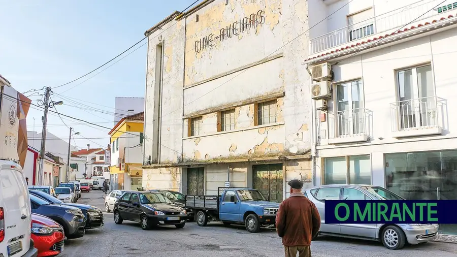 Futuro do antigo cinema de Aveiras de Cima continua por definir Futuro do antigo cinema de Aveiras de Cima continua por definir