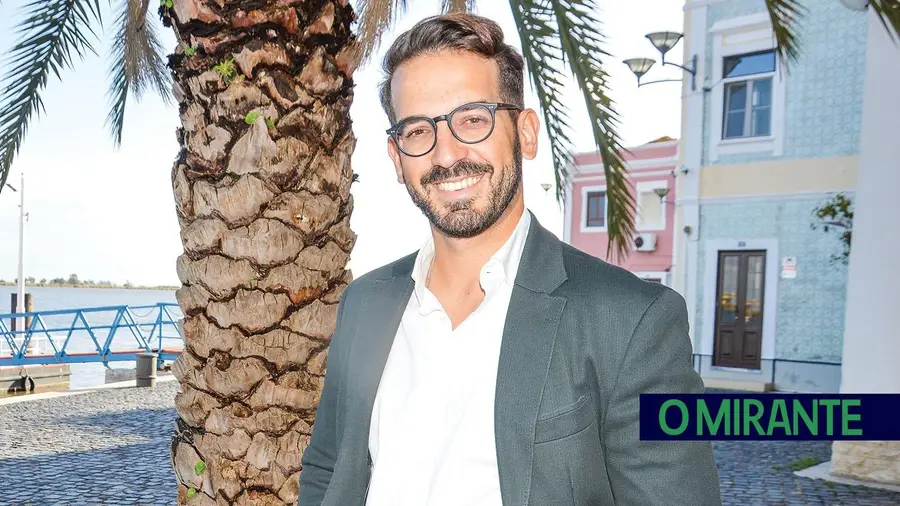 PSD de Vila Franca de Xira junta-se à Iniciativa Liberal para conquistar câmara aos socialistas PSD de Vila Franca de Xira junta-se à Iniciativa Liberal para conquistar câmara aos socialistas