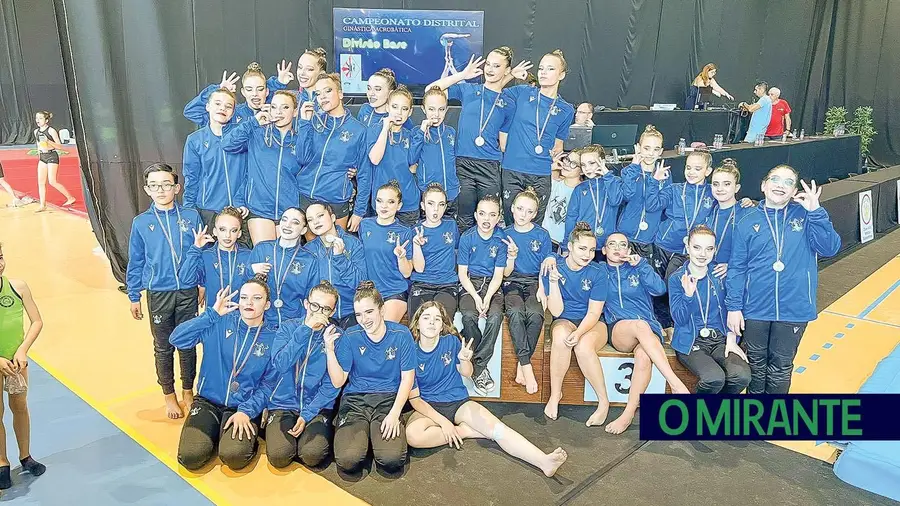Académica de Santarém em grande plano no Distrital de Ginástica Acrobática Académica de Santarém em grande plano no Distrital de Ginástica Acrobática