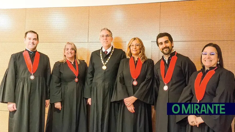 Nova liderança da Ordem dos Advogados de Vila Franca de Xira reforça compromisso com a comunidade Nova liderança da Ordem dos Advogados de Vila Franca de Xira reforça compromisso com a comunidade