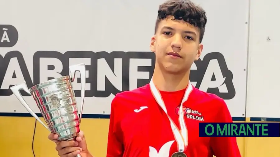 Casa do Benfica na Golegã coloca mais um jovem num grande do futsal nacional Casa do Benfica na Golegã coloca mais um jovem num grande do futsal nacional