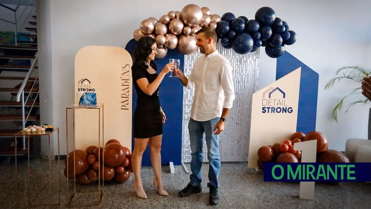 DetailStrong - Remodelações & Mármore comemorou primeiro aniversário