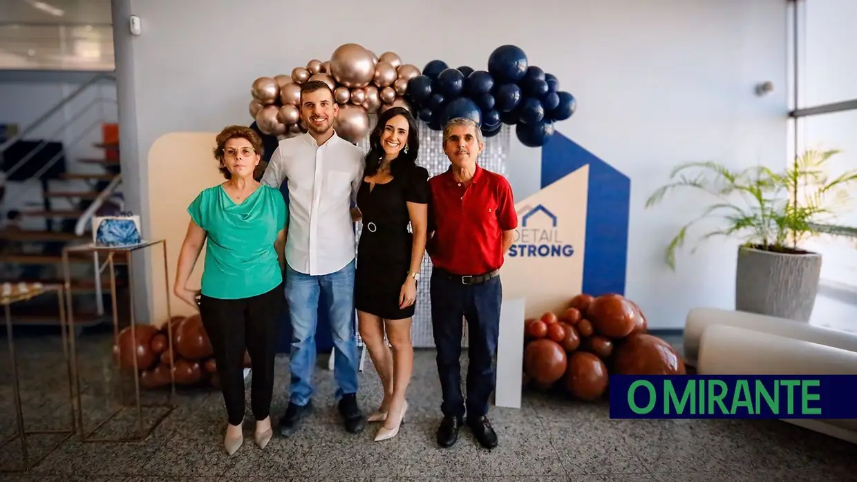 DetailStrong - Remodelações & Mármore comemorou primeiro aniversário