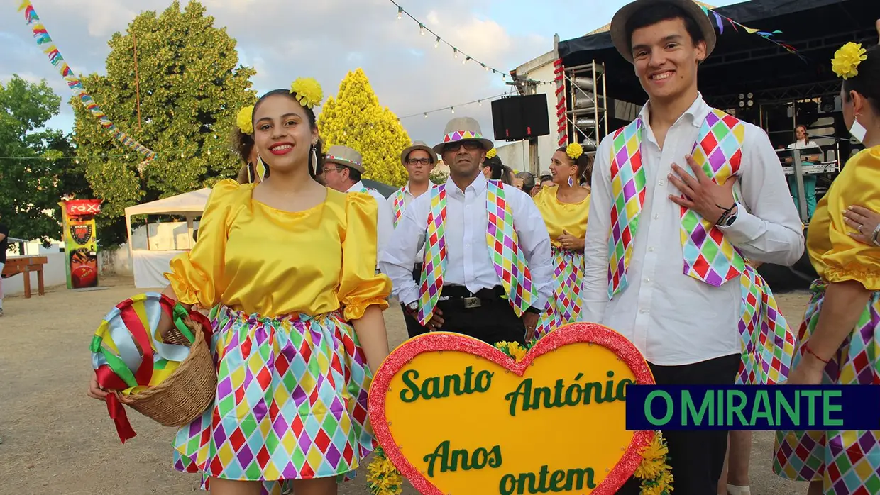 Festas de Santo António em Torres Novas fazem-se com muita cor, animação e boa comida