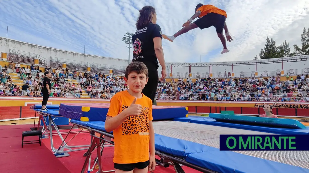 Sarau de ginástica do Ateneu do Cartaxo com centenas de espectadores