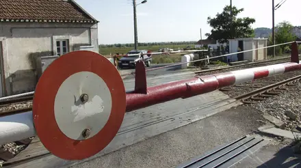 Será desta que é eliminada a passagem de nível de Assacaias? Será desta que é eliminada a passagem de nível de Assacaias?