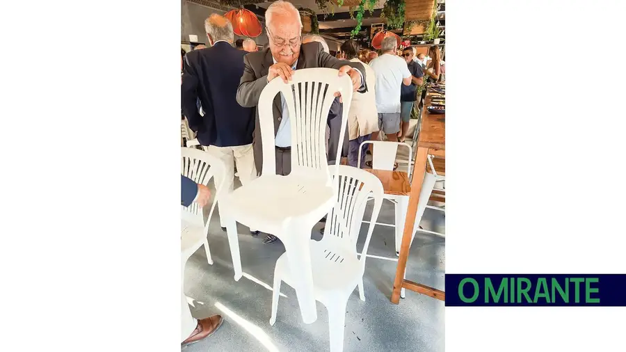É no poupar que está o ganho É no poupar que está o ganho