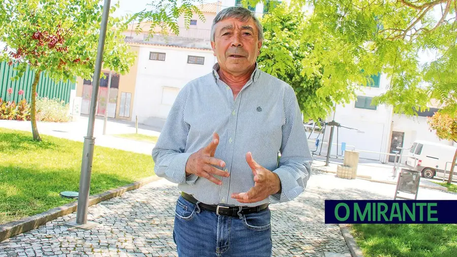 António Torrão é autarca há 20 anos em Aveiras de Cima e quer ser presidente da Câmara de Azambuja António Torrão é autarca há 20 anos em Aveiras de Cima e quer ser presidente da Câmara de Azambuja